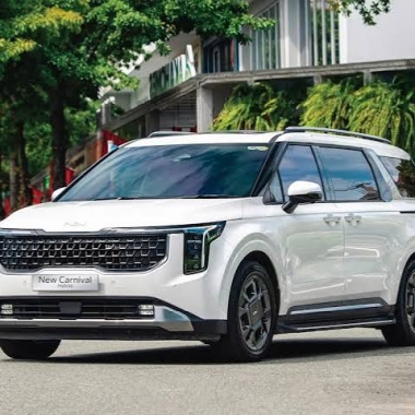 Xe Kia Carnival 7 chỗ